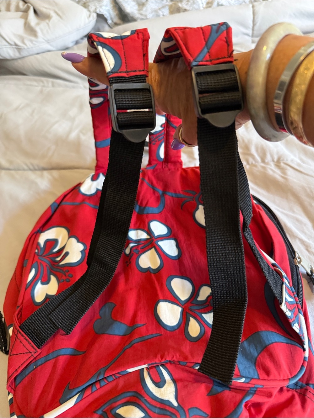 Quiksilver Red Floral Surf-Inspired Backpack - Picture 5 of 7